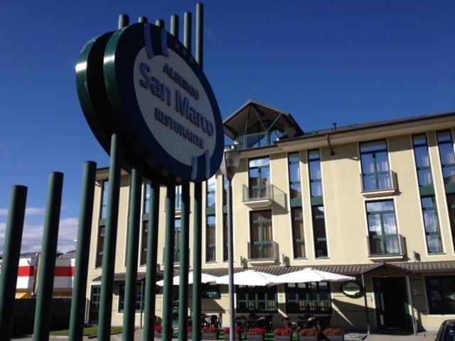 Albergo Ristorante San Marco Carmagnola Esterno foto