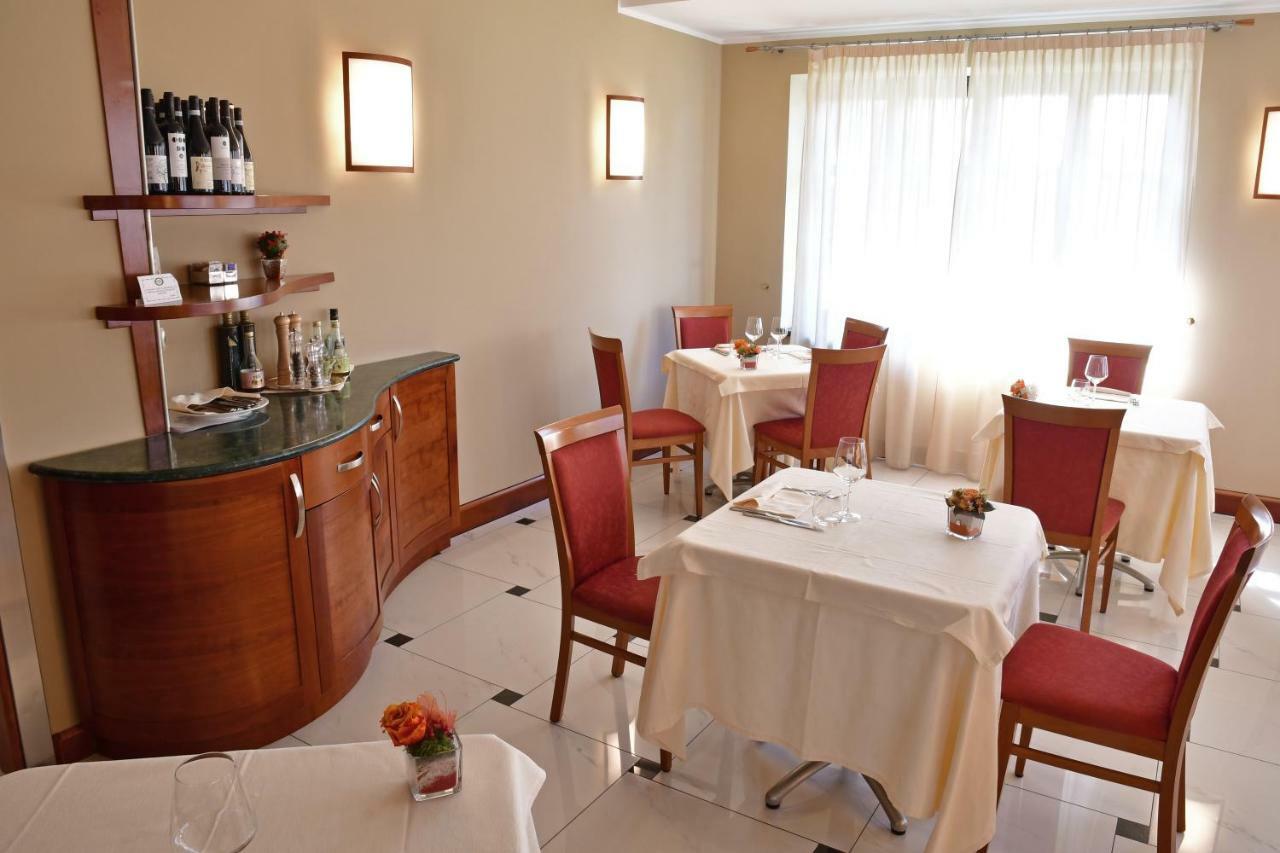 Albergo Ristorante San Marco Carmagnola Esterno foto