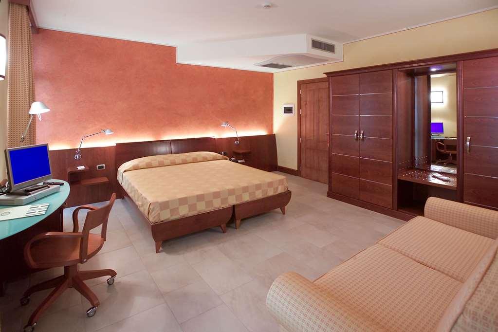 Albergo Ristorante San Marco Carmagnola Camera foto
